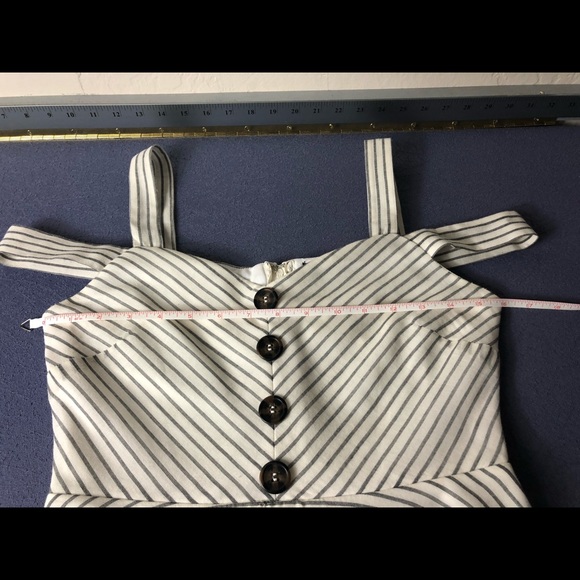 Jodi Kristopher Dress with Strips - Picture 5 of 14